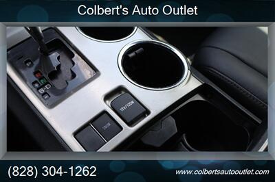 2012 Toyota Highlander SE   - Photo 29 - Hickory, NC 28601