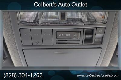 2012 Toyota Highlander SE   - Photo 30 - Hickory, NC 28601