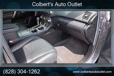 2012 Toyota Highlander SE   - Photo 19 - Hickory, NC 28601