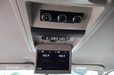 2015 Chrysler Town & Country Touring-L   - Photo 25 - Hickory, NC 28601