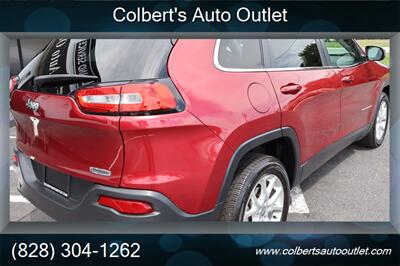 2014 Jeep Cherokee Latitude - Photo 8 - Hickory, NC 28601