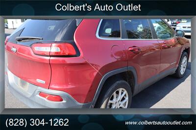 2014 Jeep Cherokee Latitude - Photo 6 - Hickory, NC 28601