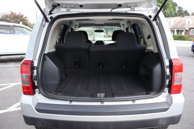 2011 Jeep Patriot Sport - Photo 19 - Hickory, NC 28601