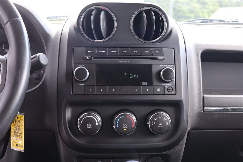 2011 Jeep Patriot Sport - Photo 11 - Hickory, NC 28601