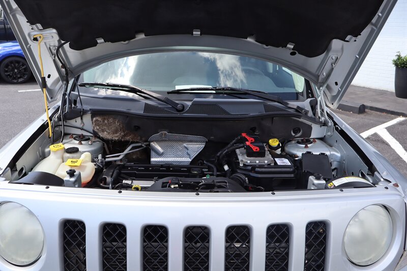 2011 Jeep Patriot Sport - Photo 13 - Hickory, NC 28601