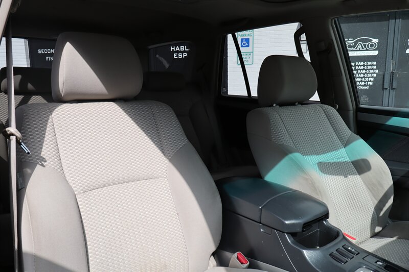 2009 Toyota 4Runner SR5 - Photo 15 - Hickory, NC 28601