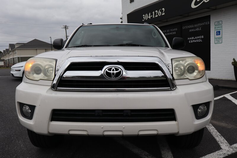 2009 Toyota 4Runner SR5 - Photo 9 - Hickory, NC 28601