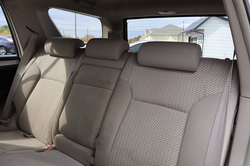 2009 Toyota 4Runner SR5 - Photo 20 - Hickory, NC 28601