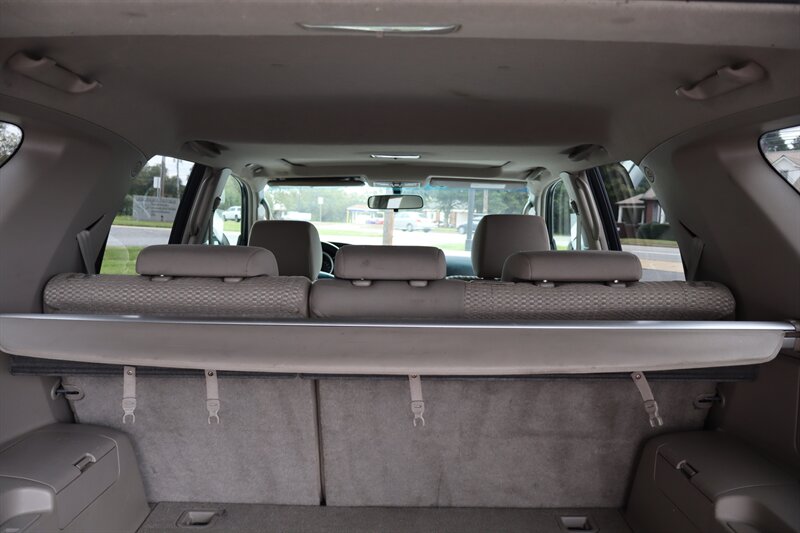 2009 Toyota 4Runner SR5 - Photo 8 - Hickory, NC 28601