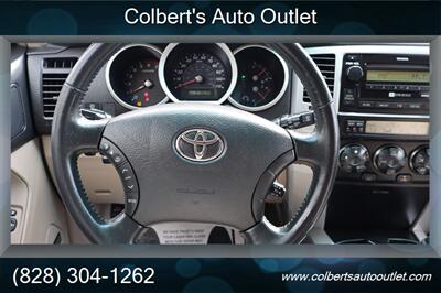 2009 Toyota 4Runner SR5 - Photo 22 - Hickory, NC 28601