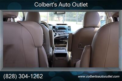 2011 Toyota Sienna LE 8-Passenger - Photo 20 - Hickory, NC 28601