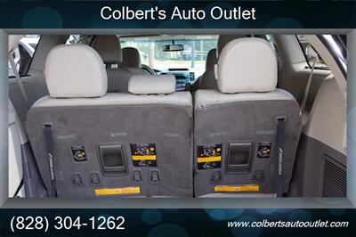 2011 Toyota Sienna LE 8-Passenger - Photo 19 - Hickory, NC 28601