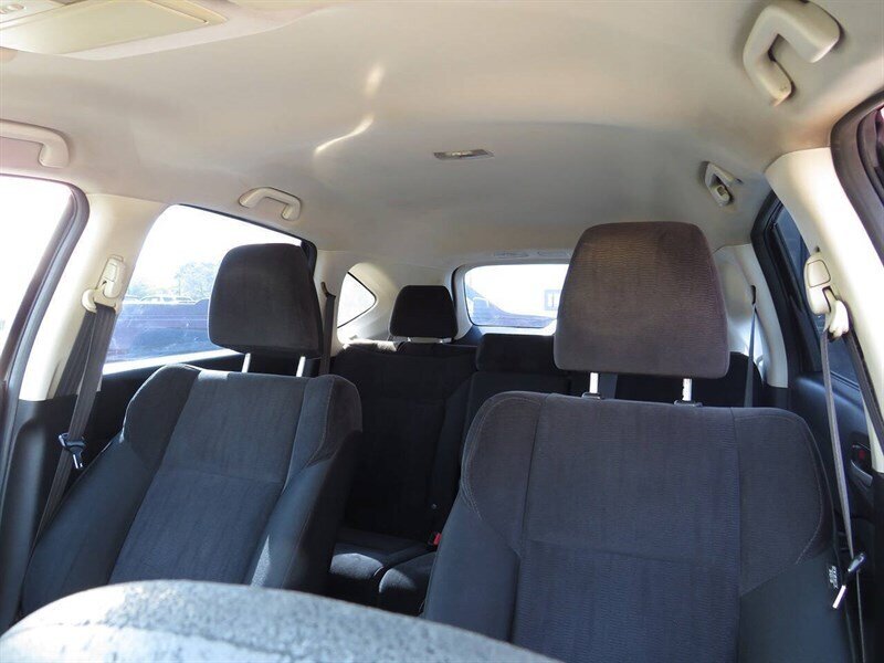 2013 Honda CR-V LX AWD 4dr SUV - Photo 30 - Hickory, NC 28601