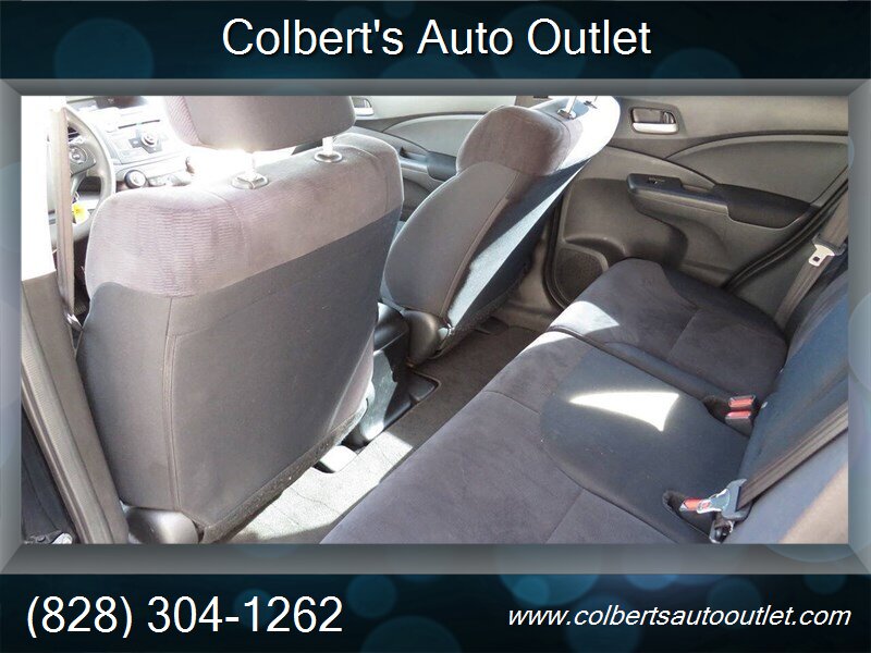 2013 Honda CR-V LX AWD 4dr SUV - Photo 13 - Hickory, NC 28601