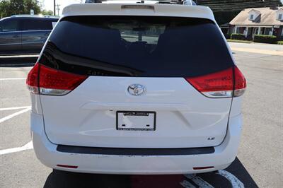 2012 Toyota Sienna LE 8 Passenger 4dr Mini Van V6 - Photo 7 - Hickory, NC 28601