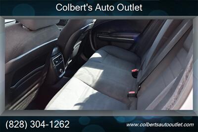 2013 Dodge Charger SE - Photo 15 - Hickory, NC 28601