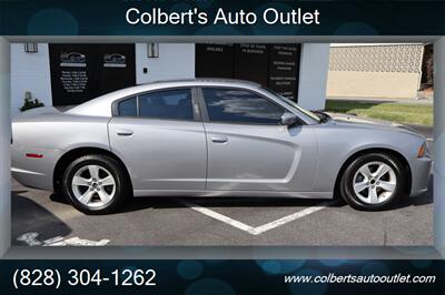 2013 Dodge Charger SE - Photo 9 - Hickory, NC 28601