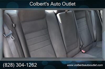 2013 Dodge Charger SE - Photo 16 - Hickory, NC 28601