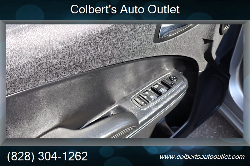 2013 Dodge Charger SE - Photo 19 - Hickory, NC 28601