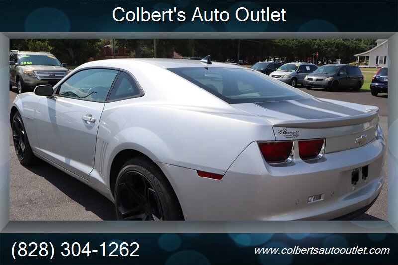 2010 Chevrolet Camaro LT - Photo 5 - Hickory, NC 28601