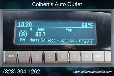 2010 Chevrolet Camaro LT - Photo 21 - Hickory, NC 28601