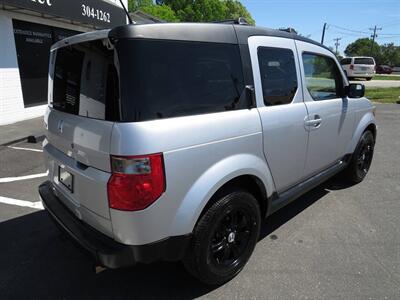 2006 Honda Element EX P AWD 4dr SUV 4A   - Photo 9 - Hickory, NC 28601