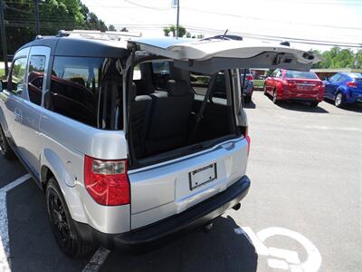 2006 Honda Element EX P AWD 4dr SUV 4A   - Photo 16 - Hickory, NC 28601