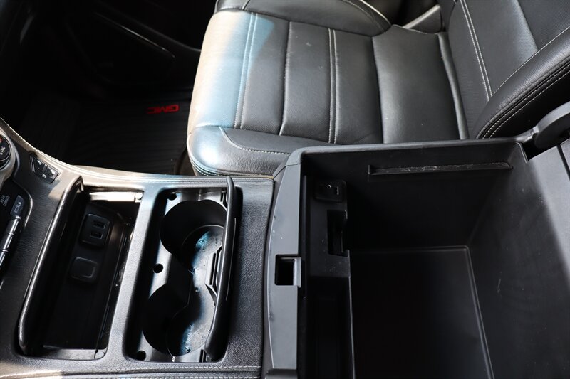 2016 GMC Yukon Denali - Photo 38 - Hickory, NC 28601