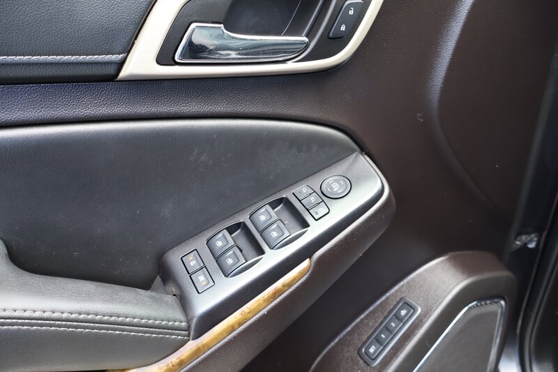 2016 GMC Yukon Denali - Photo 26 - Hickory, NC 28601