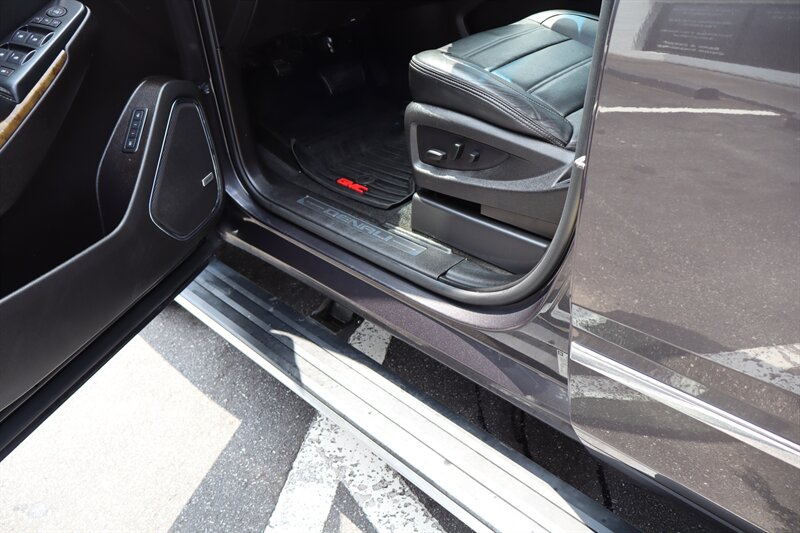 2016 GMC Yukon Denali - Photo 13 - Hickory, NC 28601