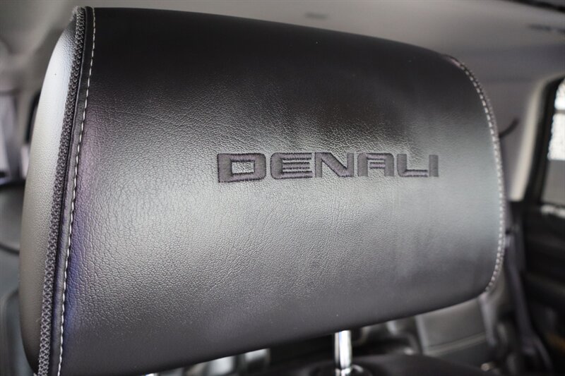 2016 GMC Yukon Denali - Photo 25 - Hickory, NC 28601