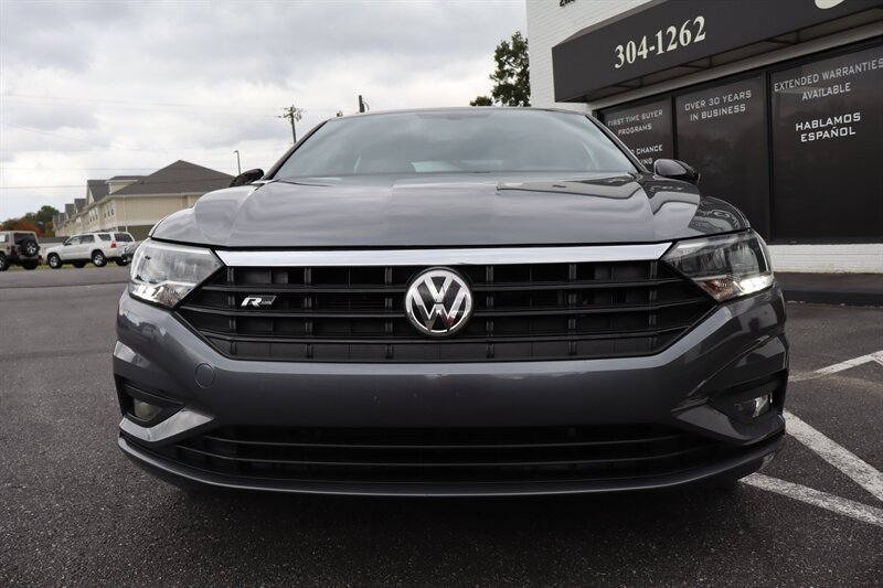 2019 Volkswagen Jetta R-Line - Photo 9 - Hickory, NC 28601