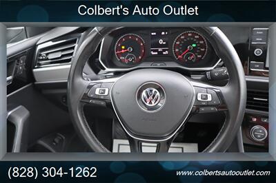 2019 Volkswagen Jetta R-Line - Photo 25 - Hickory, NC 28601