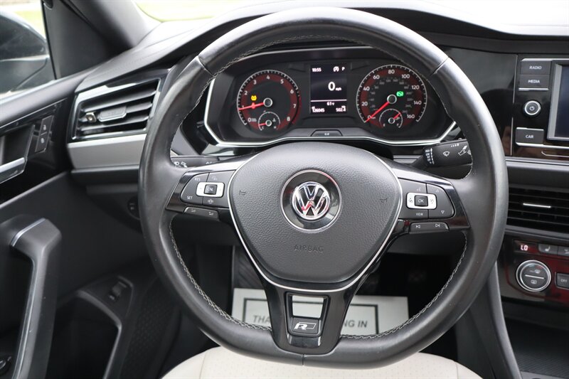 2019 Volkswagen Jetta R-Line - Photo 25 - Hickory, NC 28601