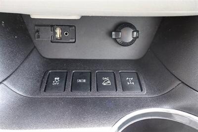 2016 Toyota Highlander LE AWD 4dr SUV - Photo 28 - Hickory, NC 28601