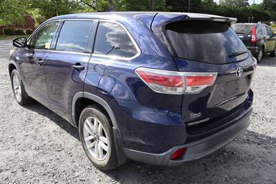 2016 Toyota Highlander LE AWD 4dr SUV - Photo 38 - Hickory, NC 28601