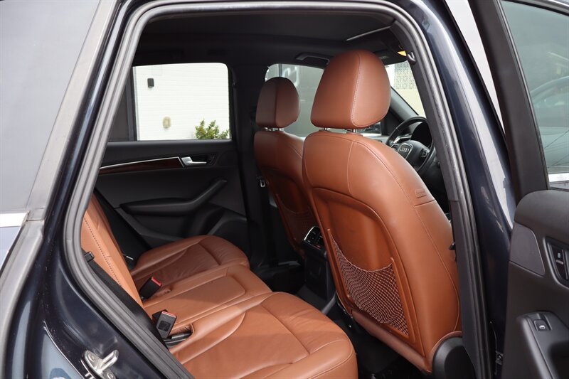 2012 Audi Q5 3.2 quattro Premium Plus - Photo 32 - Hickory, NC 28601