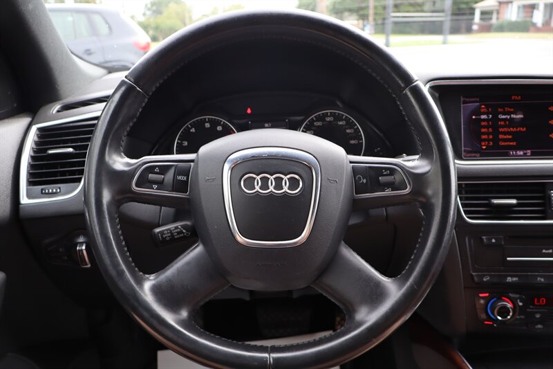 2012 Audi Q5 3.2 quattro Premium Plus - Photo 19 - Hickory, NC 28601