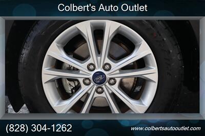 2017 Ford Escape SE - Photo 7 - Hickory, NC 28601