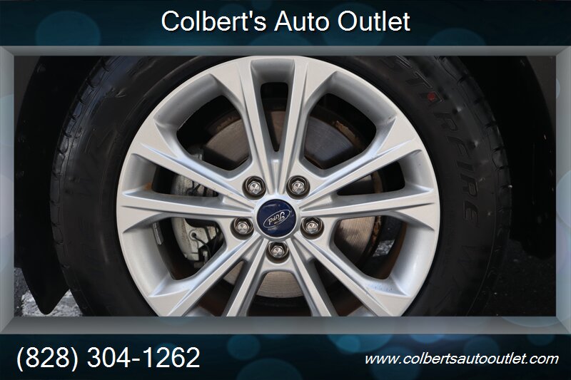 2017 Ford Escape SE - Photo 7 - Hickory, NC 28601