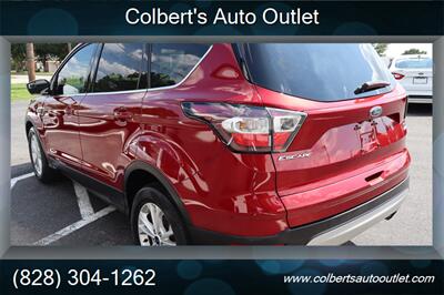 2017 Ford Escape SE - Photo 5 - Hickory, NC 28601