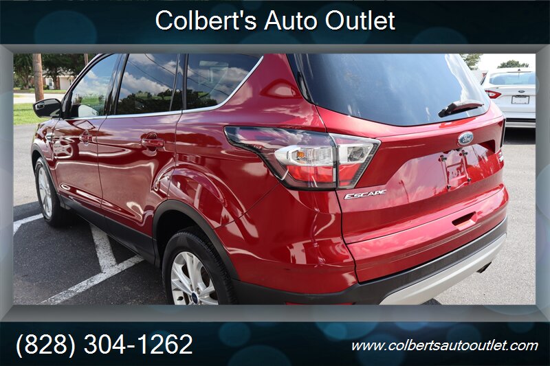 2017 Ford Escape SE - Photo 5 - Hickory, NC 28601