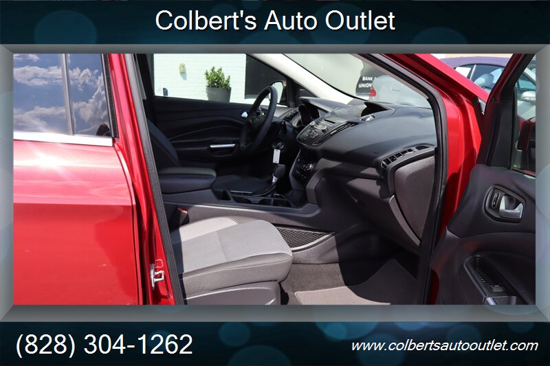 2017 Ford Escape SE - Photo 25 - Hickory, NC 28601