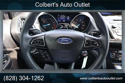 2017 Ford Escape SE - Photo 17 - Hickory, NC 28601