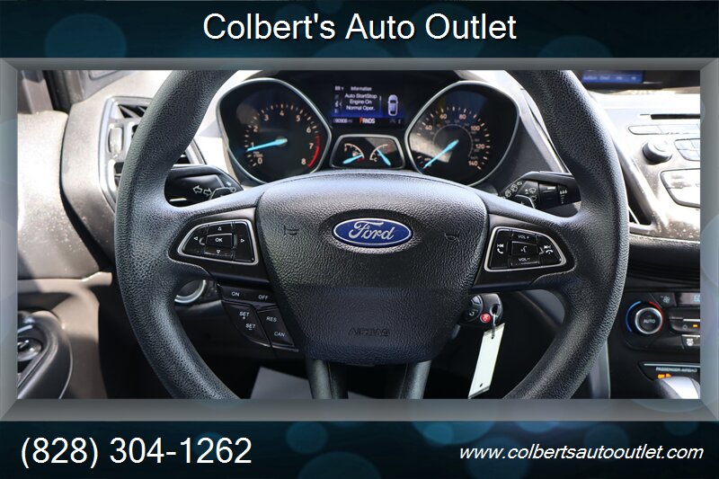 2017 Ford Escape SE - Photo 17 - Hickory, NC 28601