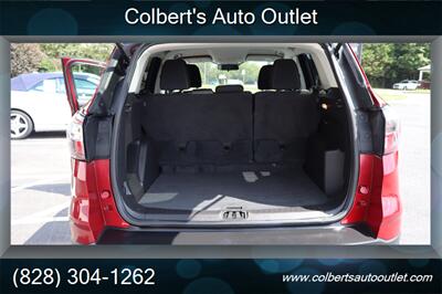 2017 Ford Escape SE - Photo 11 - Hickory, NC 28601