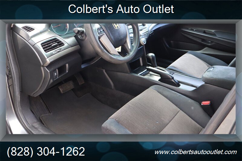 2010 Honda Accord LX-P - Photo 12 - Hickory, NC 28601