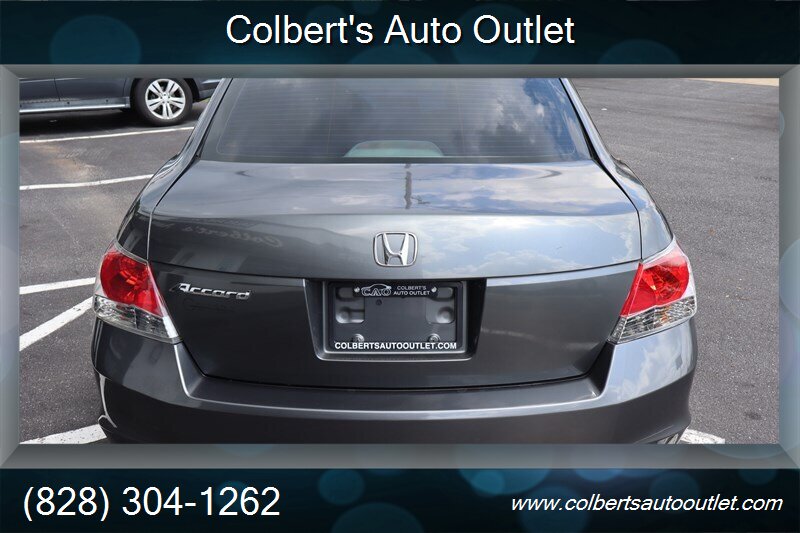 2010 Honda Accord LX-P - Photo 7 - Hickory, NC 28601