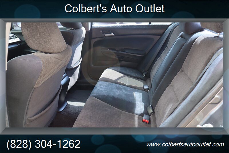 2010 Honda Accord LX-P - Photo 14 - Hickory, NC 28601
