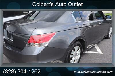2010 Honda Accord LX-P - Photo 8 - Hickory, NC 28601